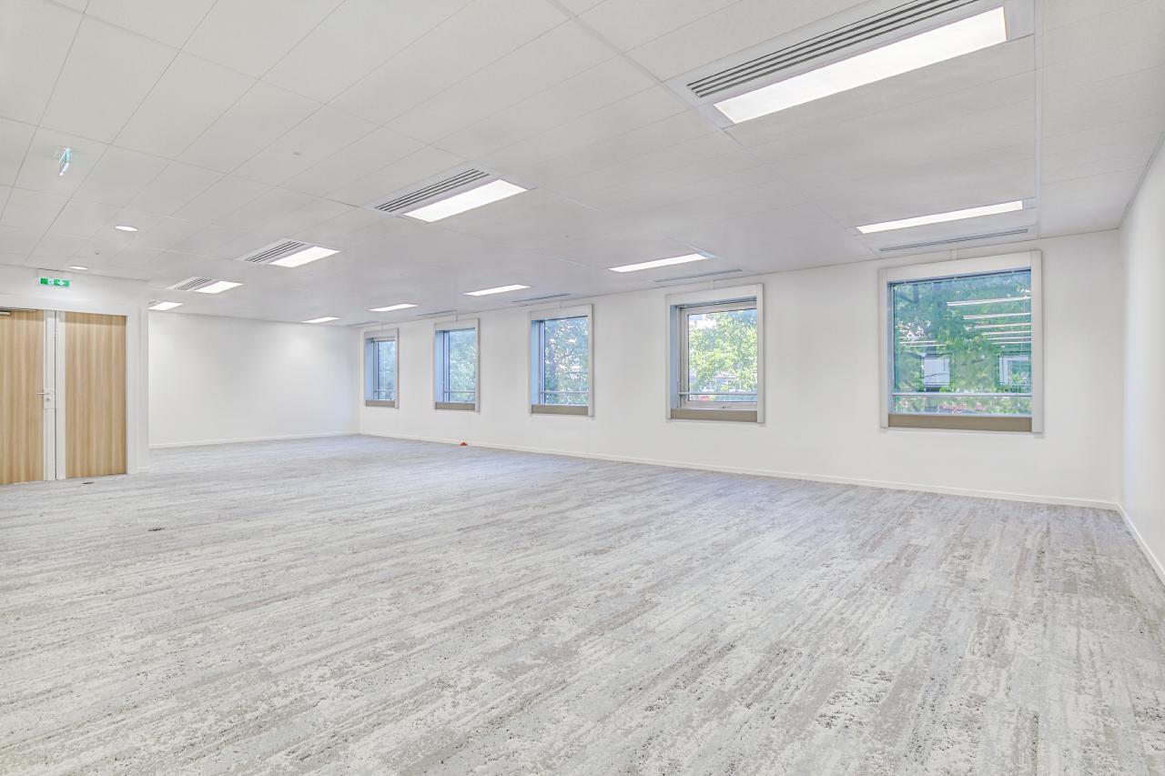 Bureau Paris 2449m² Location bureau Paris OLBUR2107078 19